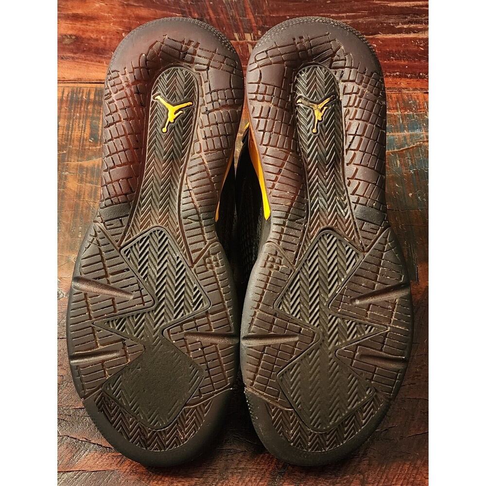 Nike Jordan Mars 270 Kids Shoes Black Orange Yellow BQ6508-009 Size 4.5Y - Picture 8 of 9
